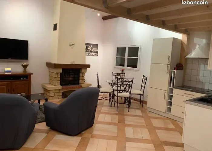 Maison Cosy Avec Piscine A Liffol-le-grand, 42 M² Liffol-le-Grand