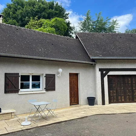 Maison Cosy Avec Piscine A Liffol-le-grand, 42 M² 別荘