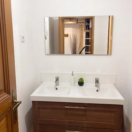 Maison Cosy Avec Piscine A Liffol-le-grand, 42 M² 別荘 Liffol-le-Grand